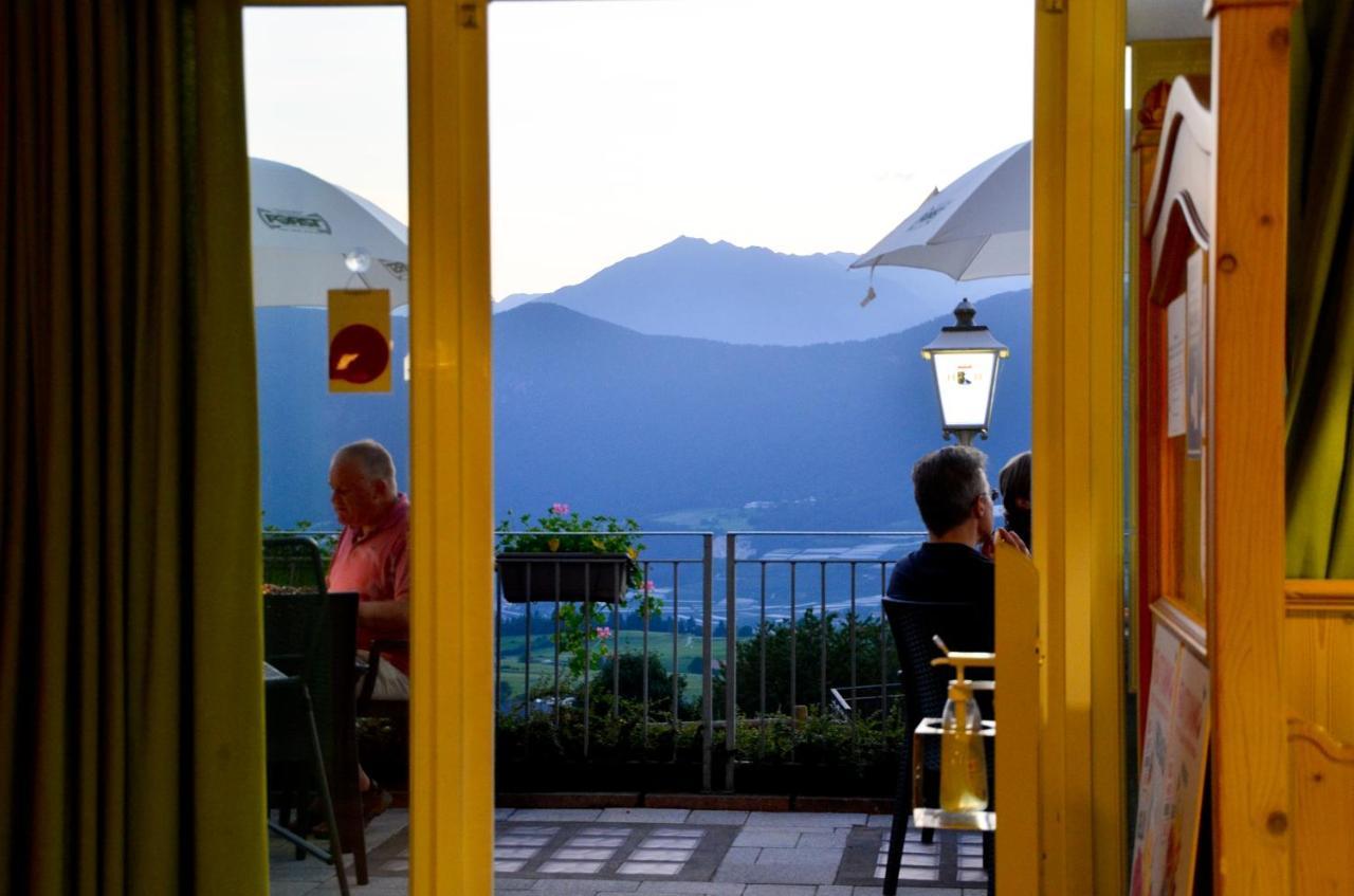 Hotel Villa Argentina Ronzone Exterior photo