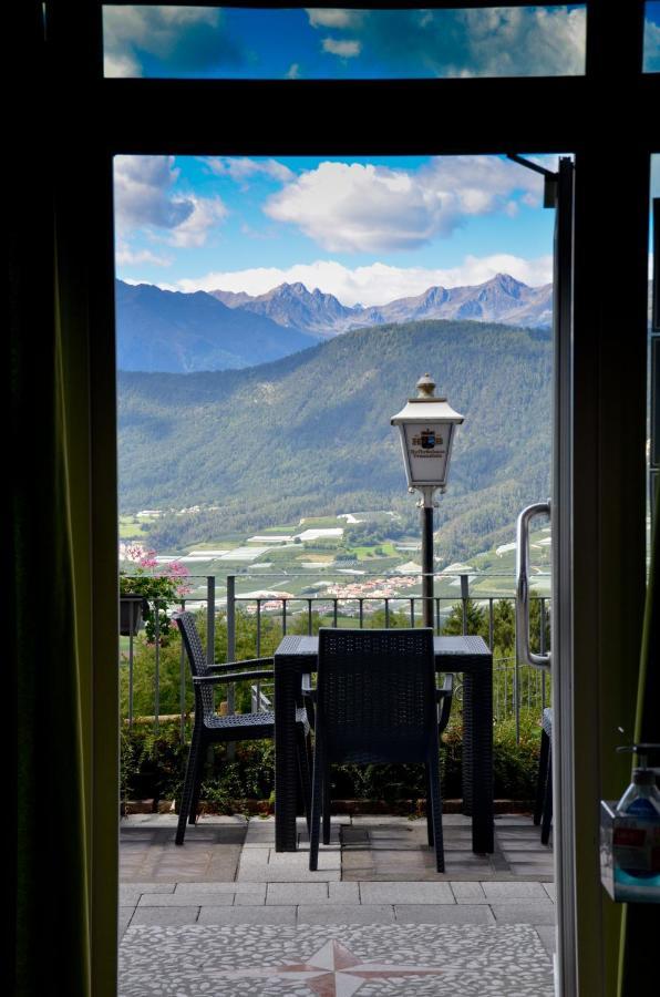 Hotel Villa Argentina Ronzone Exterior photo